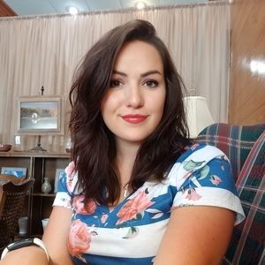 Meet your Posher, Sierra